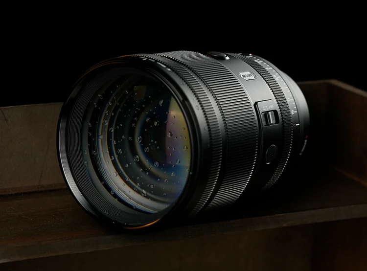 Thấu kính 7Artisans Max AF 135mm f/1.8 với lớp phủ kháng nước và thời tiết