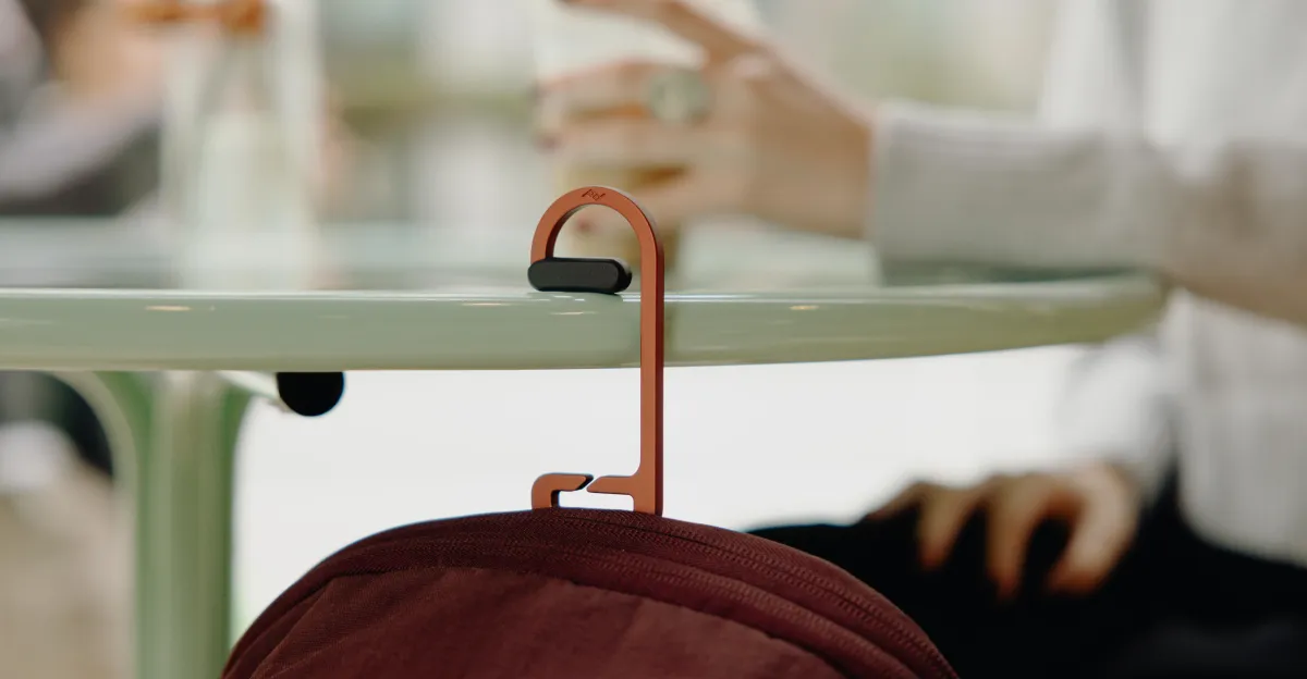 Balo Peak Design Mới: Móc Treo Thông Minh Tiện Lợi