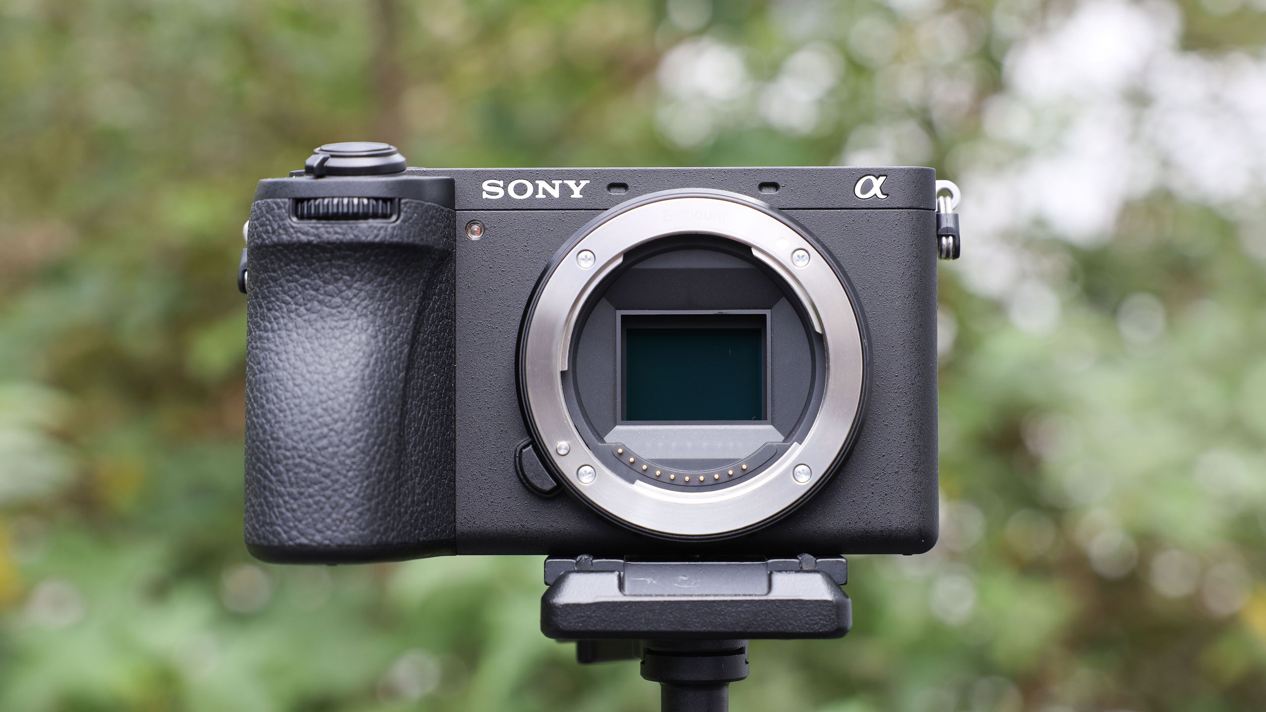 Cảm Biến Xếp Chồng Sony: Liệu Có Sớm