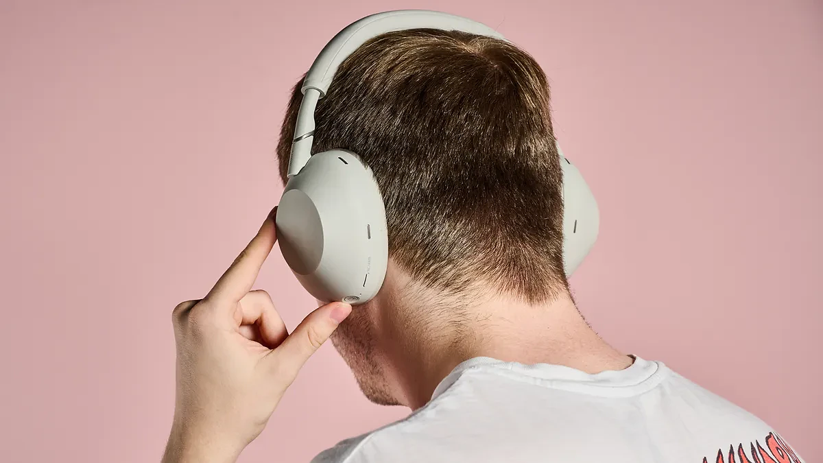 So sánh Sonos Ace Ultra và Sony WH-1000XM6: Tai nghe nào vượt trội? - Hình 5