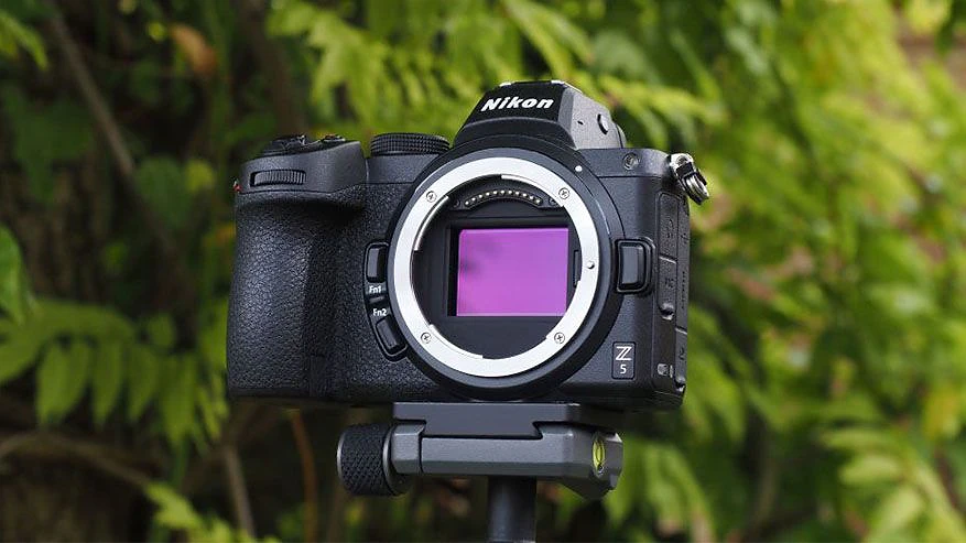 Nikon Z5: Đánh giá chi tiết mẫu full-frame mirrorless cho người mới - Hình 2