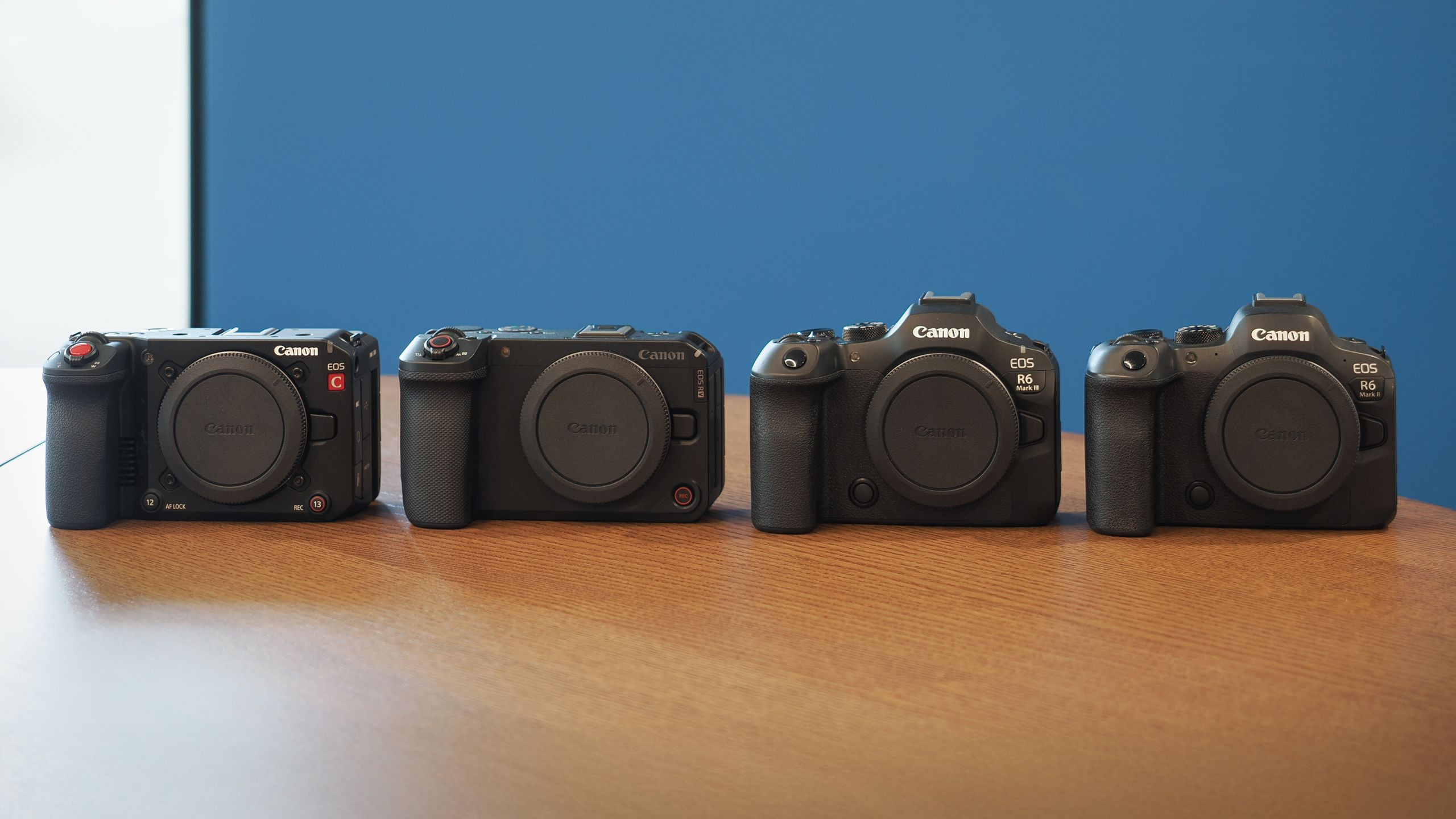 Canon Tăng Giá: Ảnh Hưởng Từ Khủng Hoảng Bộ Nhớ AI 2026