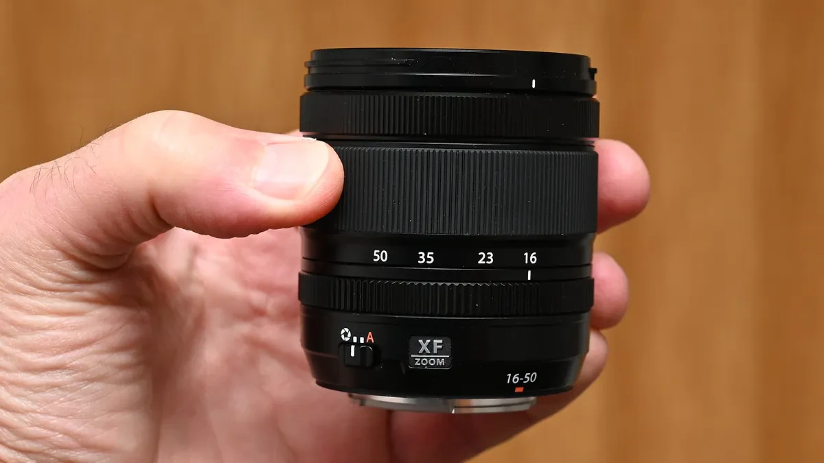 Fujifilm Tăng Giá GFX100 II và X100VI Tại Nhật Bản