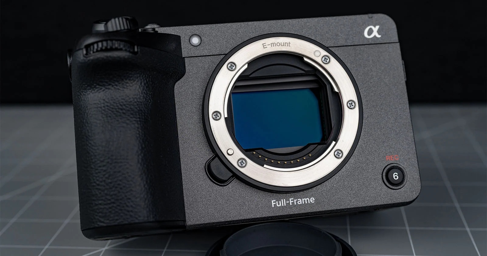 Đánh Giá Sony FX5: Cảm Biến Mới, Ghi RAW Nội Bộ, Open Gate