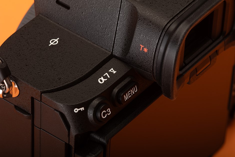 Đánh Giá Sony a7 V: Có Đủ Tốt Để Nâng Cấp Từ a7 IV & Thống Trị