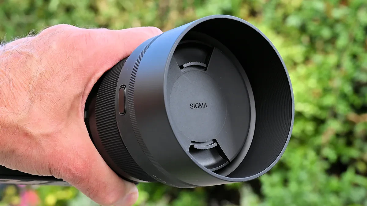 Đánh giá Sigma 85mm f/1.2 DG Art: Vua Xóa Phông Chân Dung Giá Tốt?