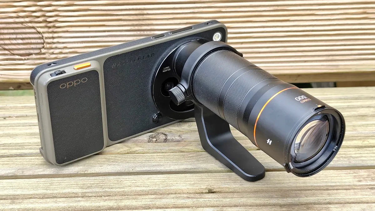 Đánh giá ống kính Oppo Hasselblad 300mm Explorer Teleconverter: Cú nổ lớn cho nhiếp ảnh di động?