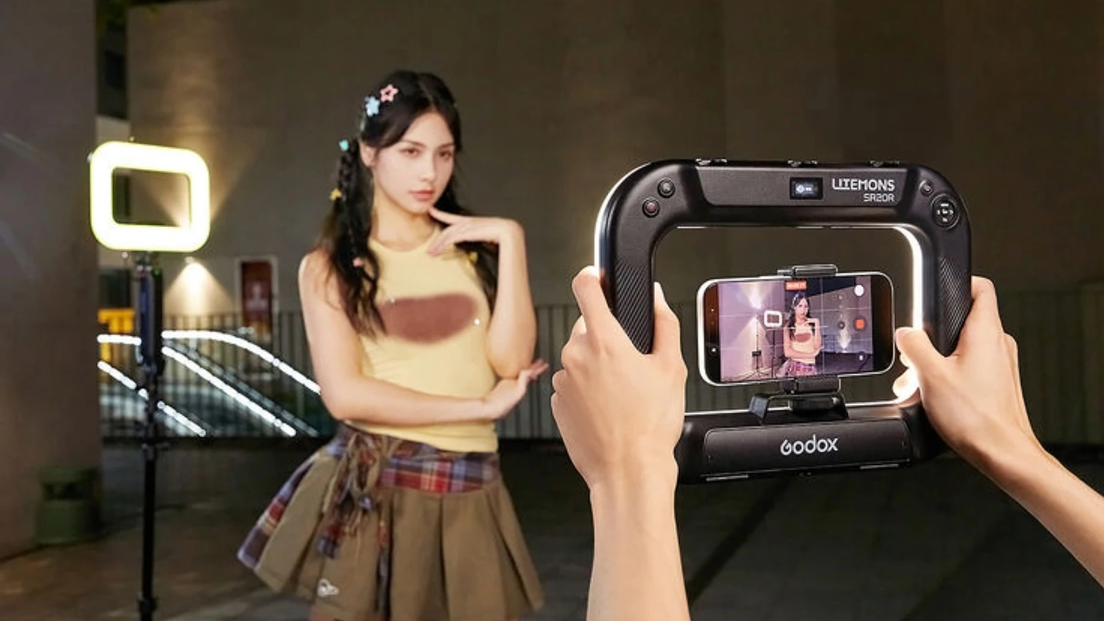 Godox Litemons SR20R: Đánh Giá Tấm LED Vòng Linh Hoạt Cho Creator - Hình 3