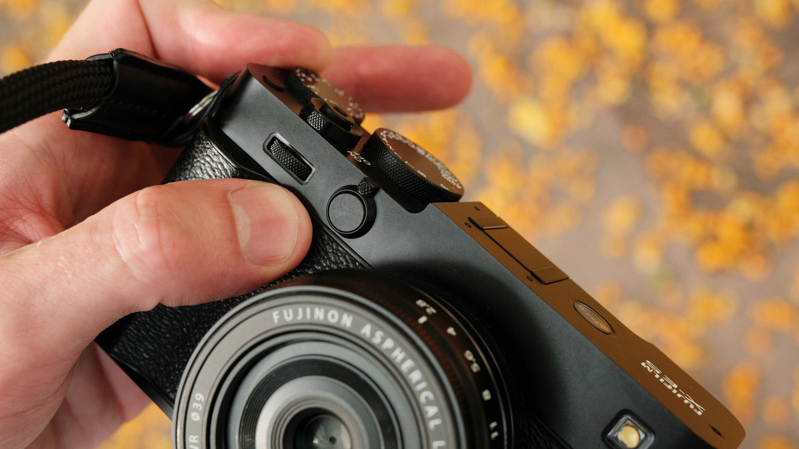 Fujifilm X-E5 và X-T30 III thắng giải EISA nhờ thiết kế retro
