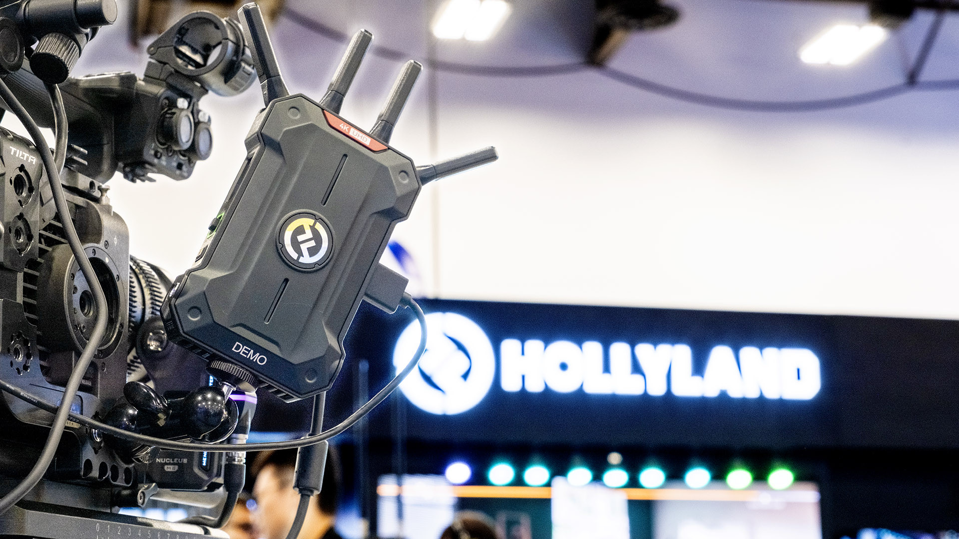 Hollyland Pyro Ultra: Truyền Video Không Dây 4K60, Phạm Vi 1.5km