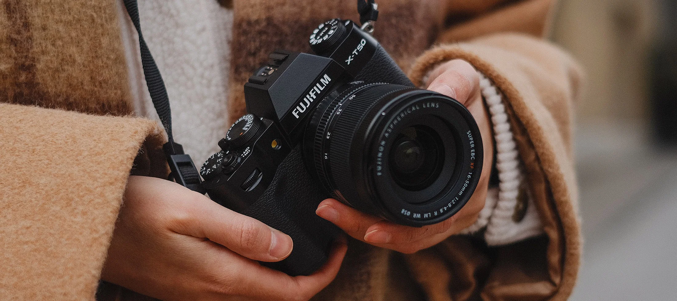Fujifilm X-T50 - Hình minh họa 1