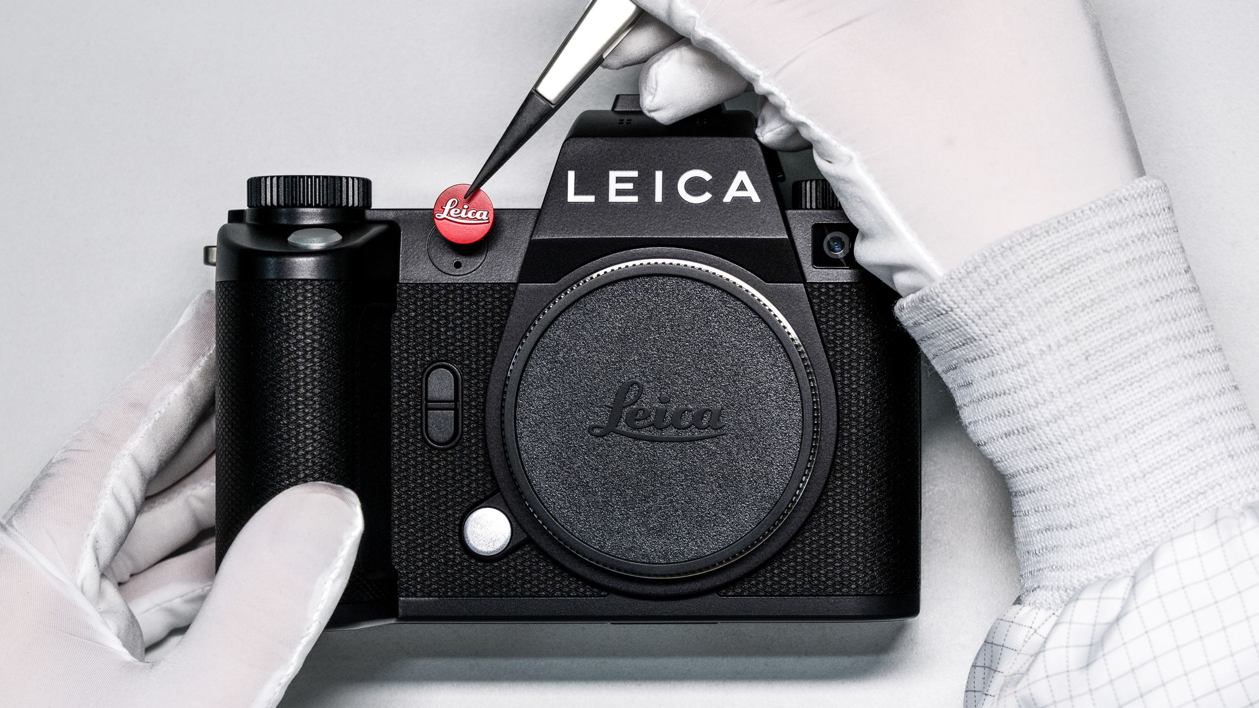 Leica SL: Lý Do Không Còn Là Máy Ảnh Đắt Nhất Thị Trường