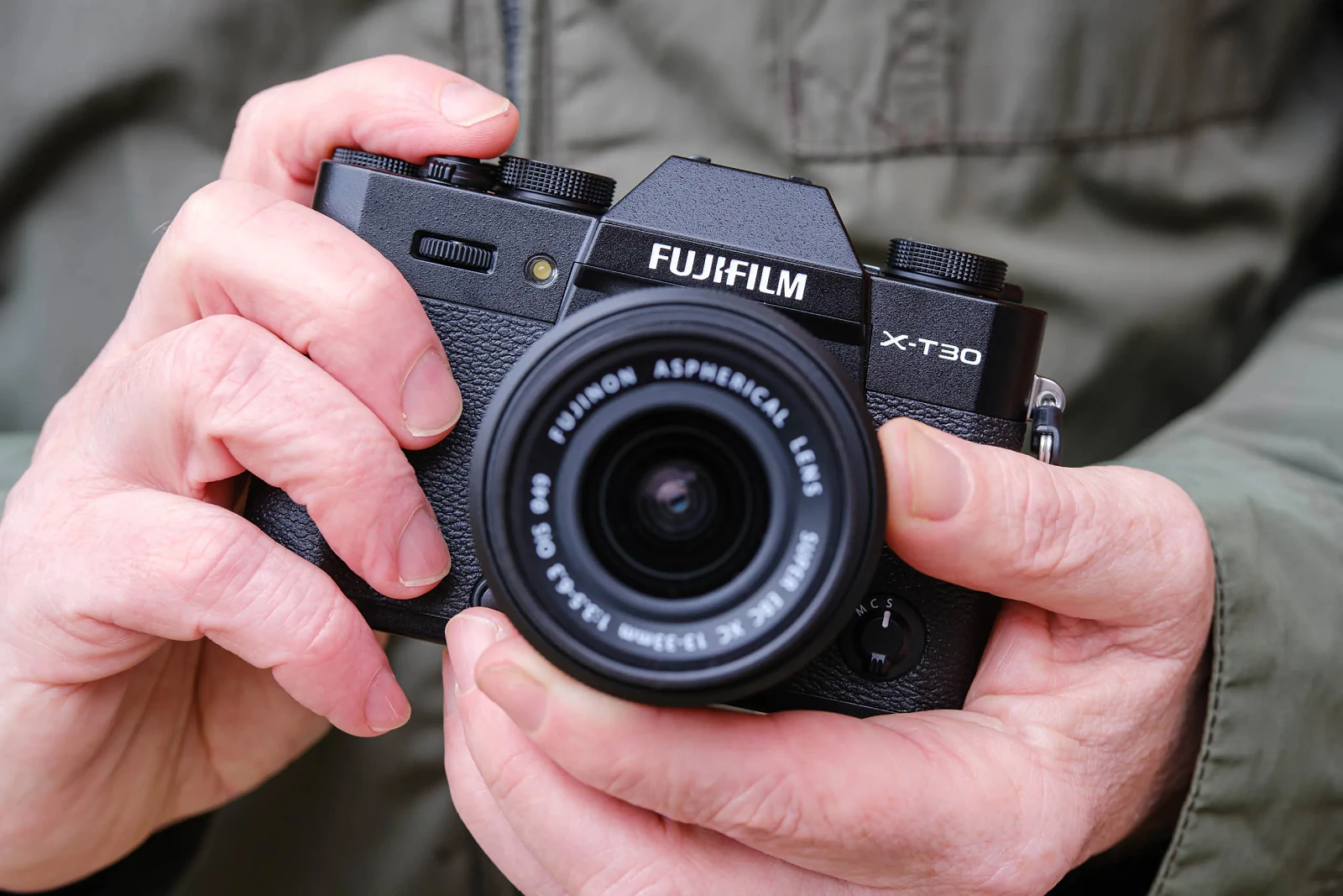 Máy Ảnh Fujifilm 2026: Top Lựa Chọn Retro Và Chất Màu Đặc Trưng