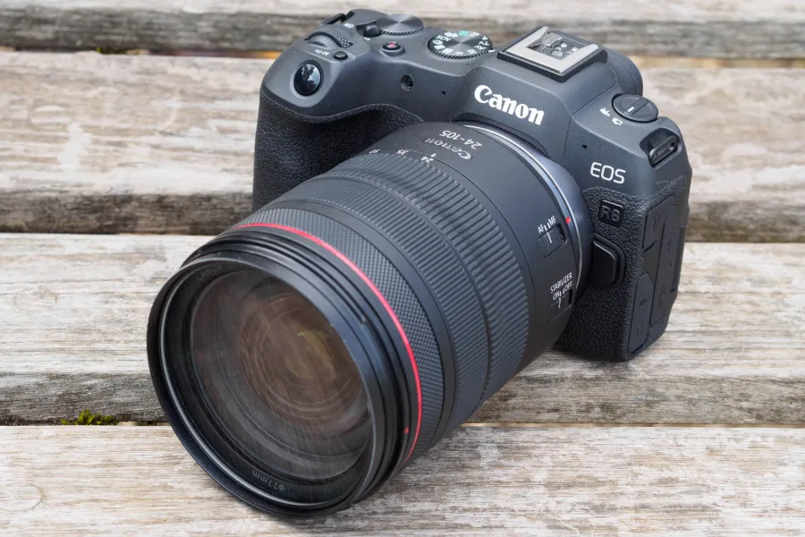 Thân máy ảnh mirrorless full-frame Canon EOS R8