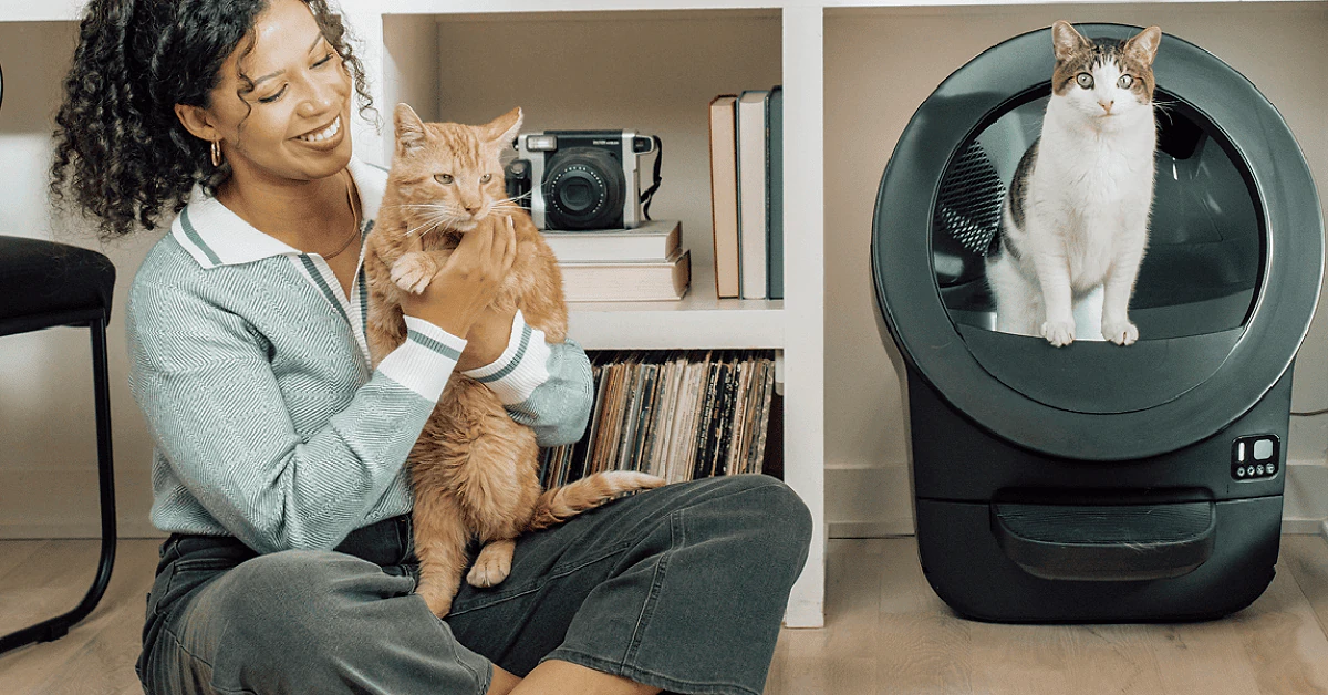 Máy hút cát thông minh Whisker Litter-Robot giảm tới 100$ dịp Lễ Lao Động 2024