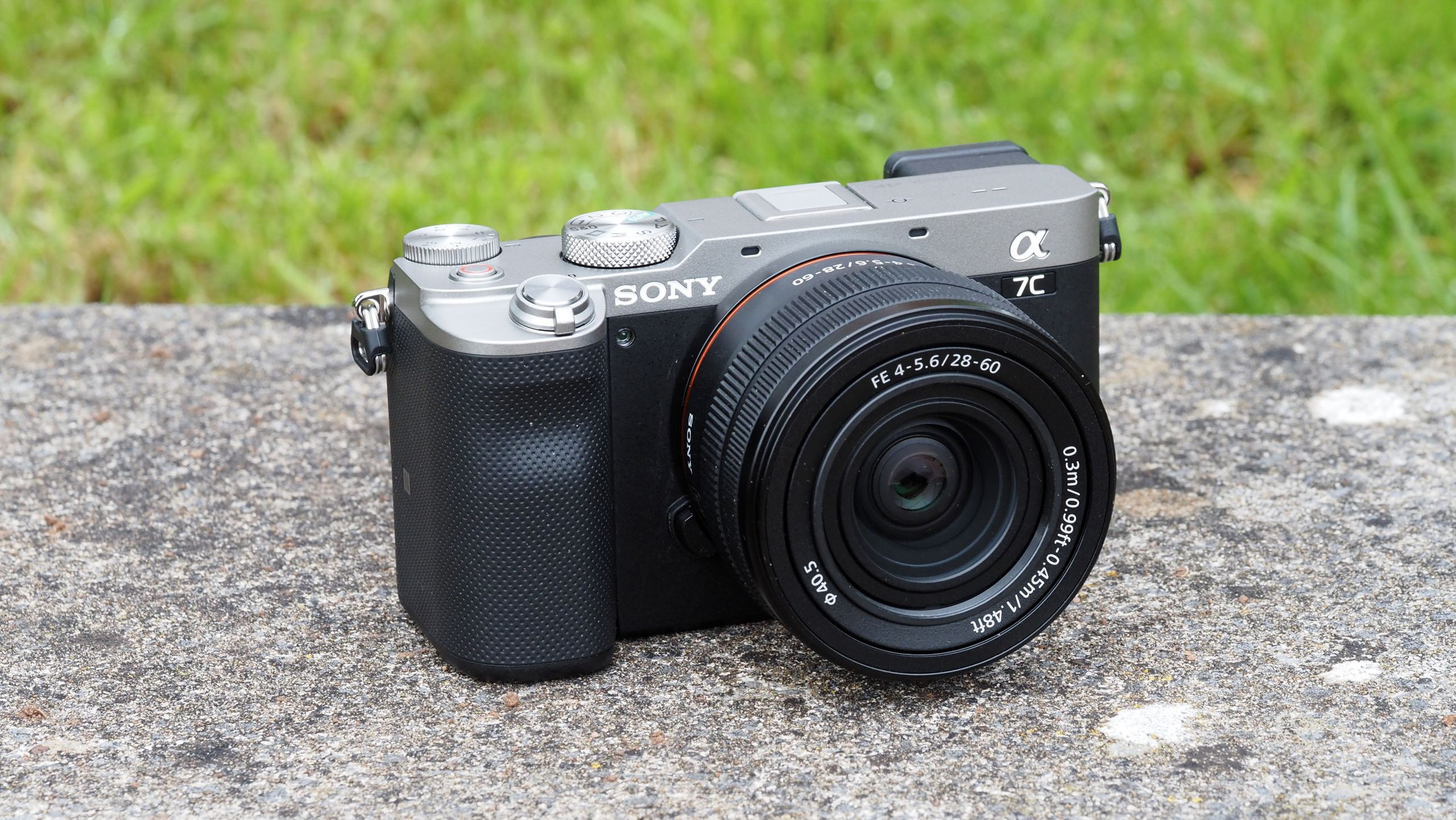 Sony A7C: Lý do nên chọn máy ảnh full-frame nhỏ gọn giá phải chăng