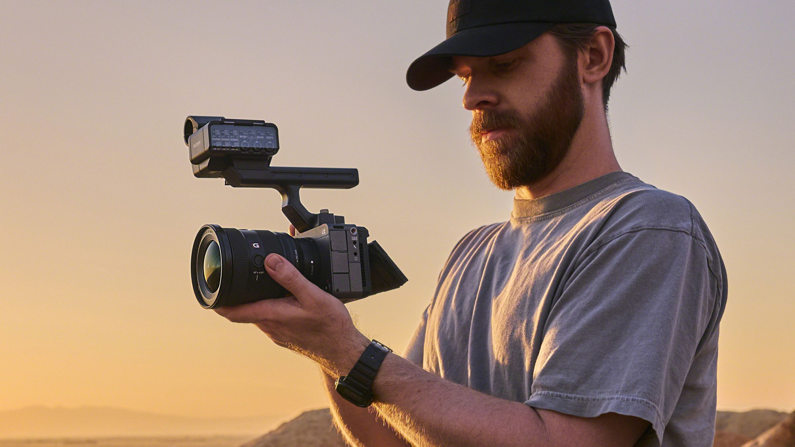 Sony FX5: Nên Mua Ở Đâu? Gợi Ý Địa Chỉ Đặt Trước Tốt Nhất 2026