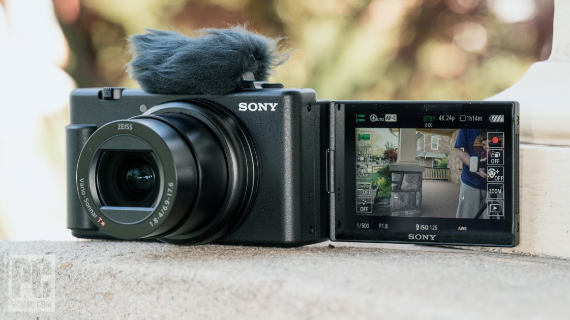 Sony ZV-1M2 Review: Lựa Chọn Hoàn Hảo Cho Vlogger Chuyên Nghiệp