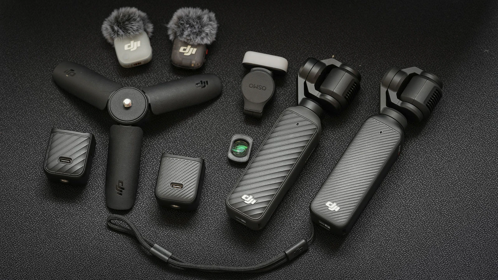 Top Phụ Kiện DJI Osmo Pocket 3 & 4: Nâng tầm trải nghiệm quay chụp