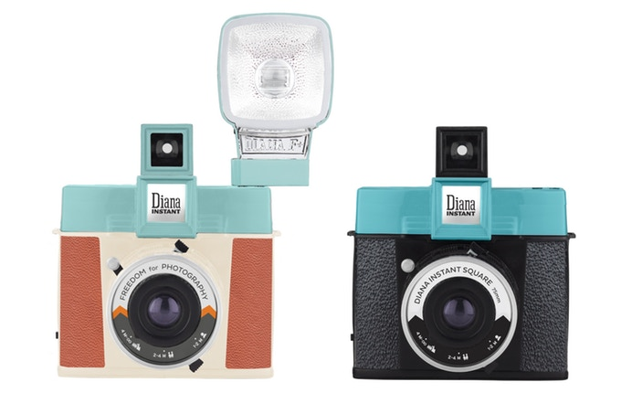 Máy ảnh phim Lomo Diana Instant Square Camera