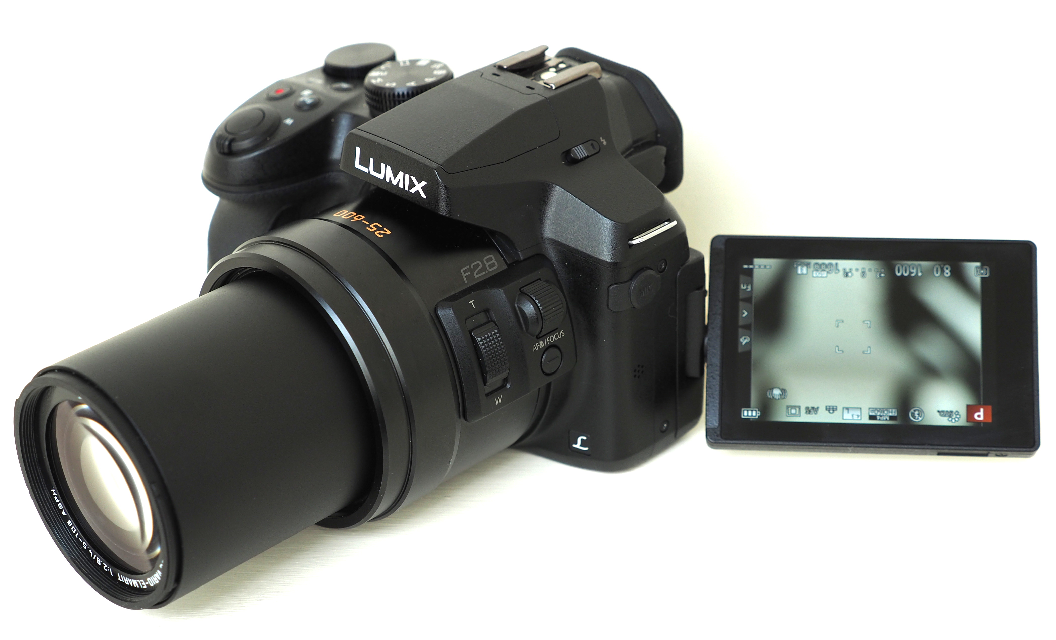 Panasonic Lumix FZ300/FZ330