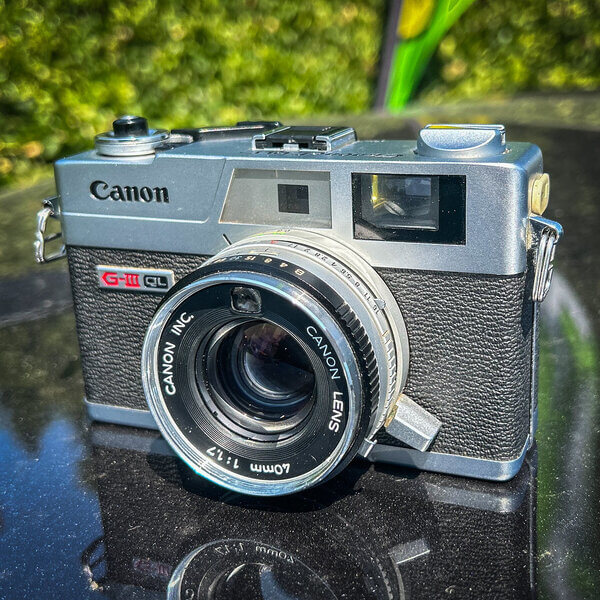 Canonet G-III QL17