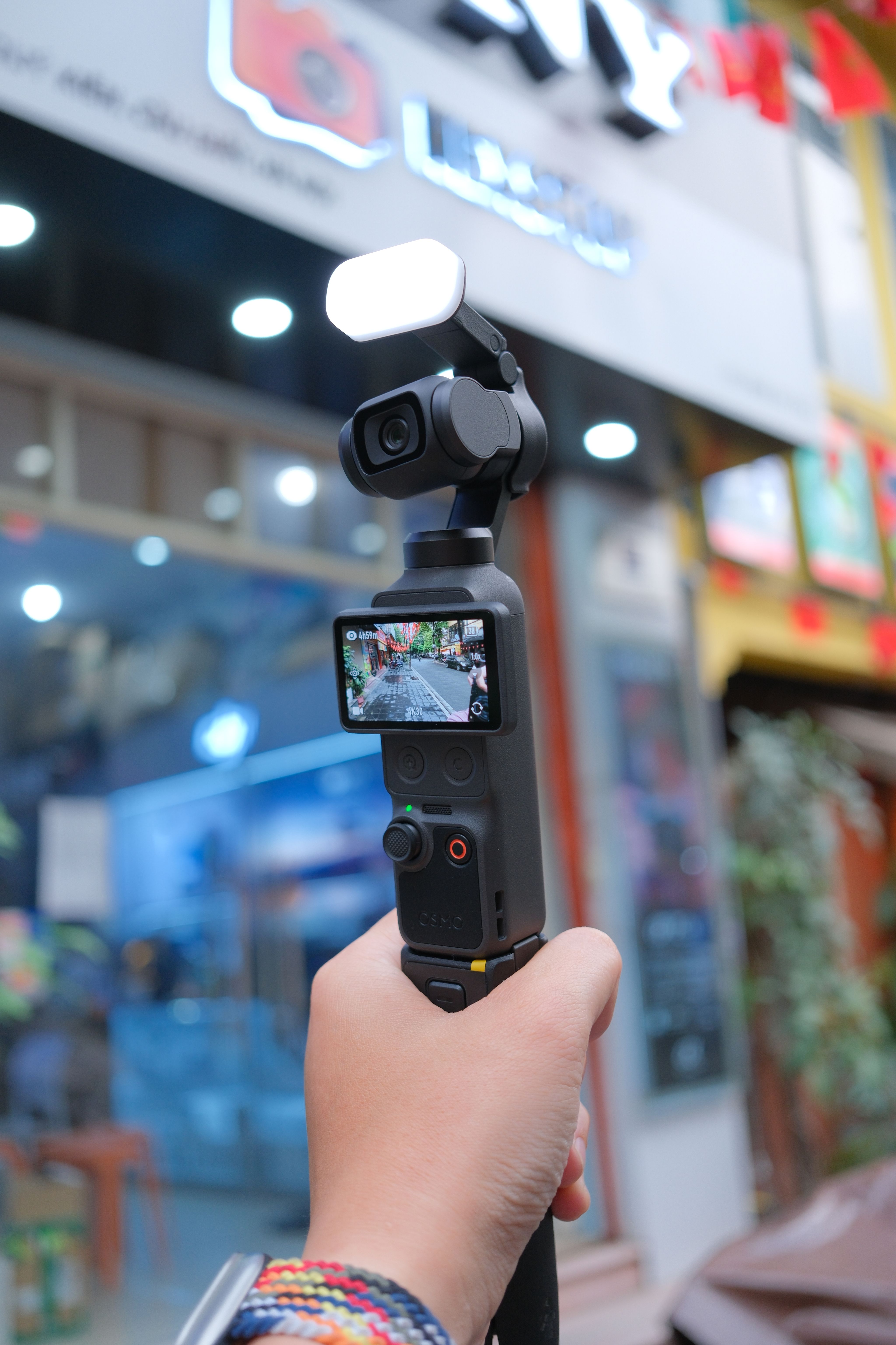 Huong-dan-su-dung-DJI-Pocket-4-chi-tiet-A-Z-Khai-pha-tiem-nang-5.jpg