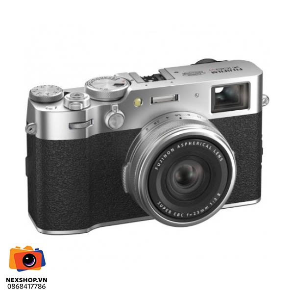 Mặt sau máy ảnh Fujifilm X100VI với màn hình lật và kính ngắm lai