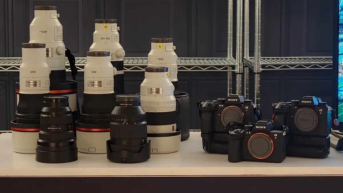 Dàn thân máy Sony Alpha và ống kính siêu tele G Master phục vụ tác nghiệp thể thao