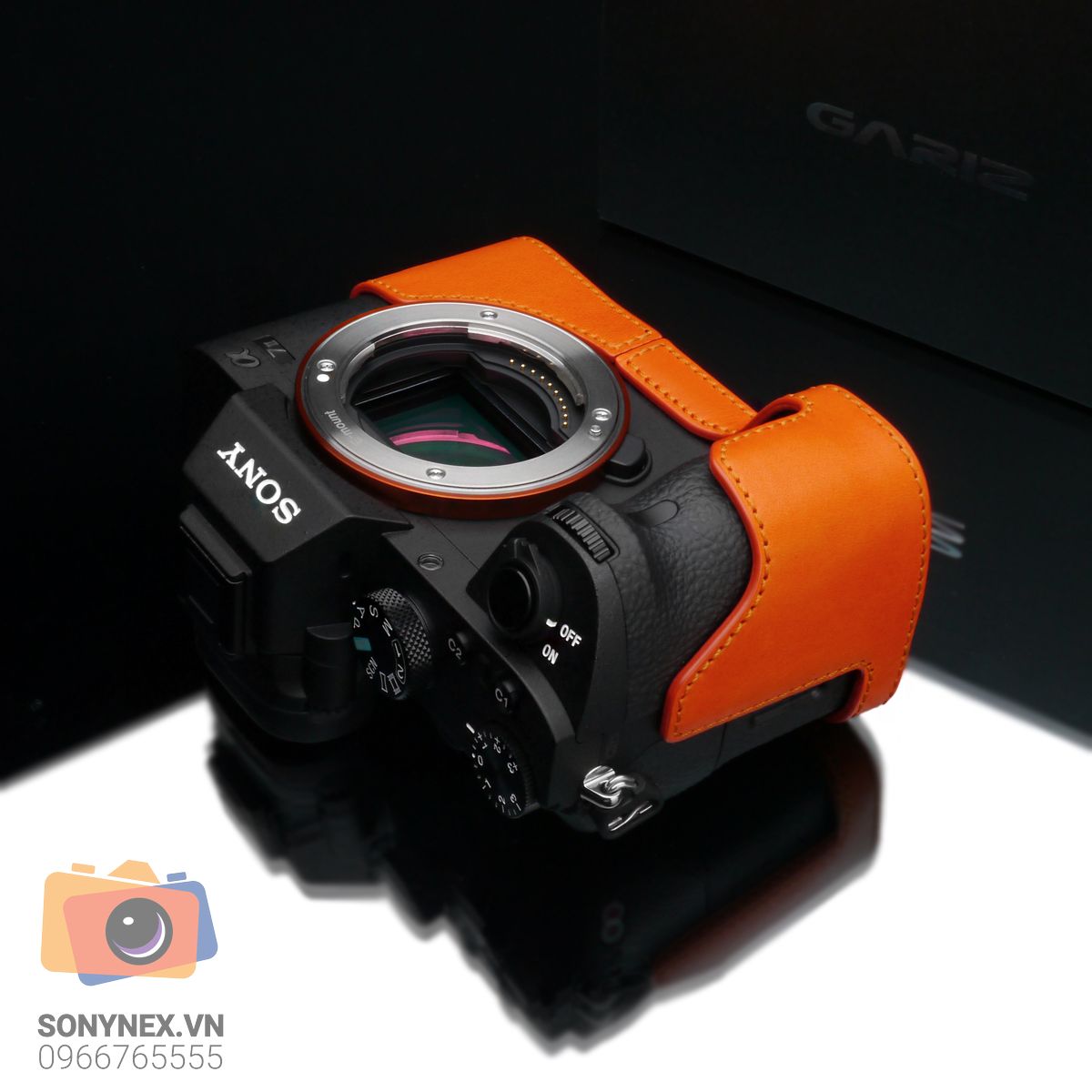 Bao da Sony A7 II/A7R II Da Cam | Gariz | Chính hãng - mặt sau và phụ kiện đi kèm