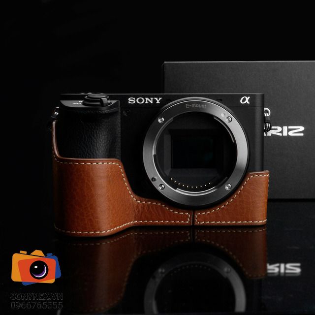 Bao da Sony A6500 Nâu Nhạt | Gariz | Hàng Nhập khẩu | Chính hãng - mặt sau và phụ kiện đi kèm