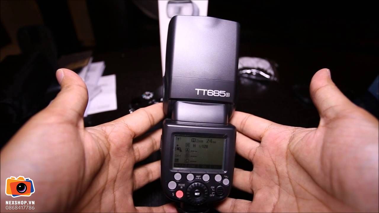 Đèn Flash cho máy ảnh Sony GODOX TT685 | Chính hãng - cấu hình hộp sạc