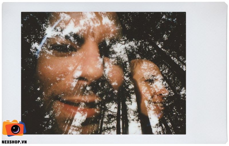 Máy Ảnh Lomography Lomo'Instant Automat Glass | Elbrus Edition | - mặt sau và phụ kiện đi kèm