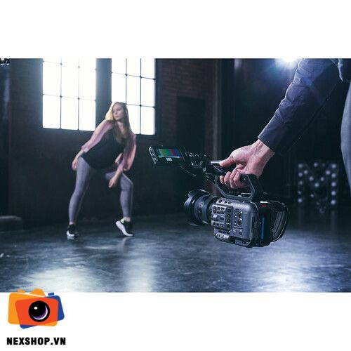 Máy quay Sony FX6 | Quay phim chuyên nghiệp | Chính hãng - mặt sau và phụ kiện đi kèm
