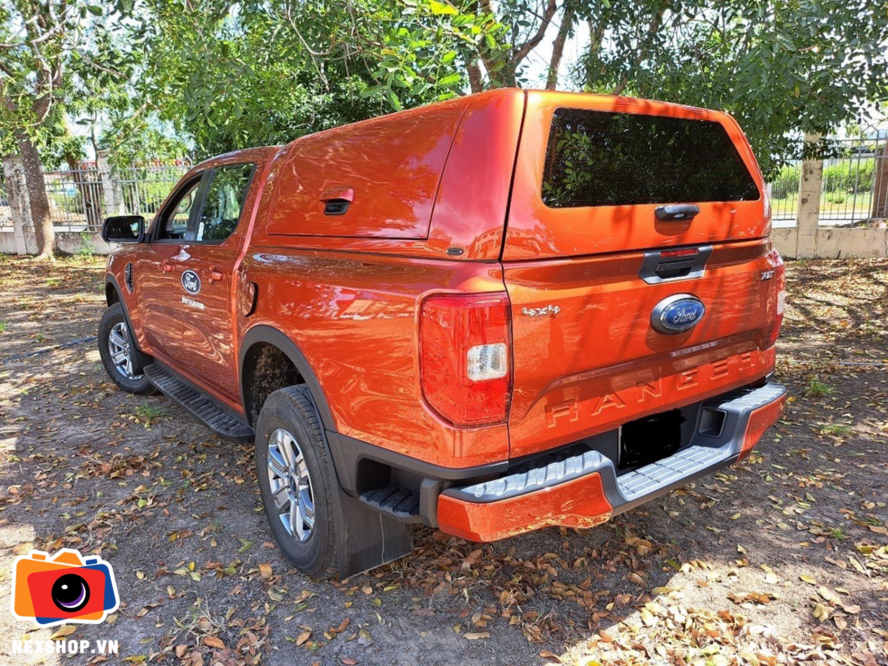 Nắp thùng Karuna - Ford Ranger NextGen Chính hãng | Thiết kế thôn - mặt sau và phụ kiện đi kèm