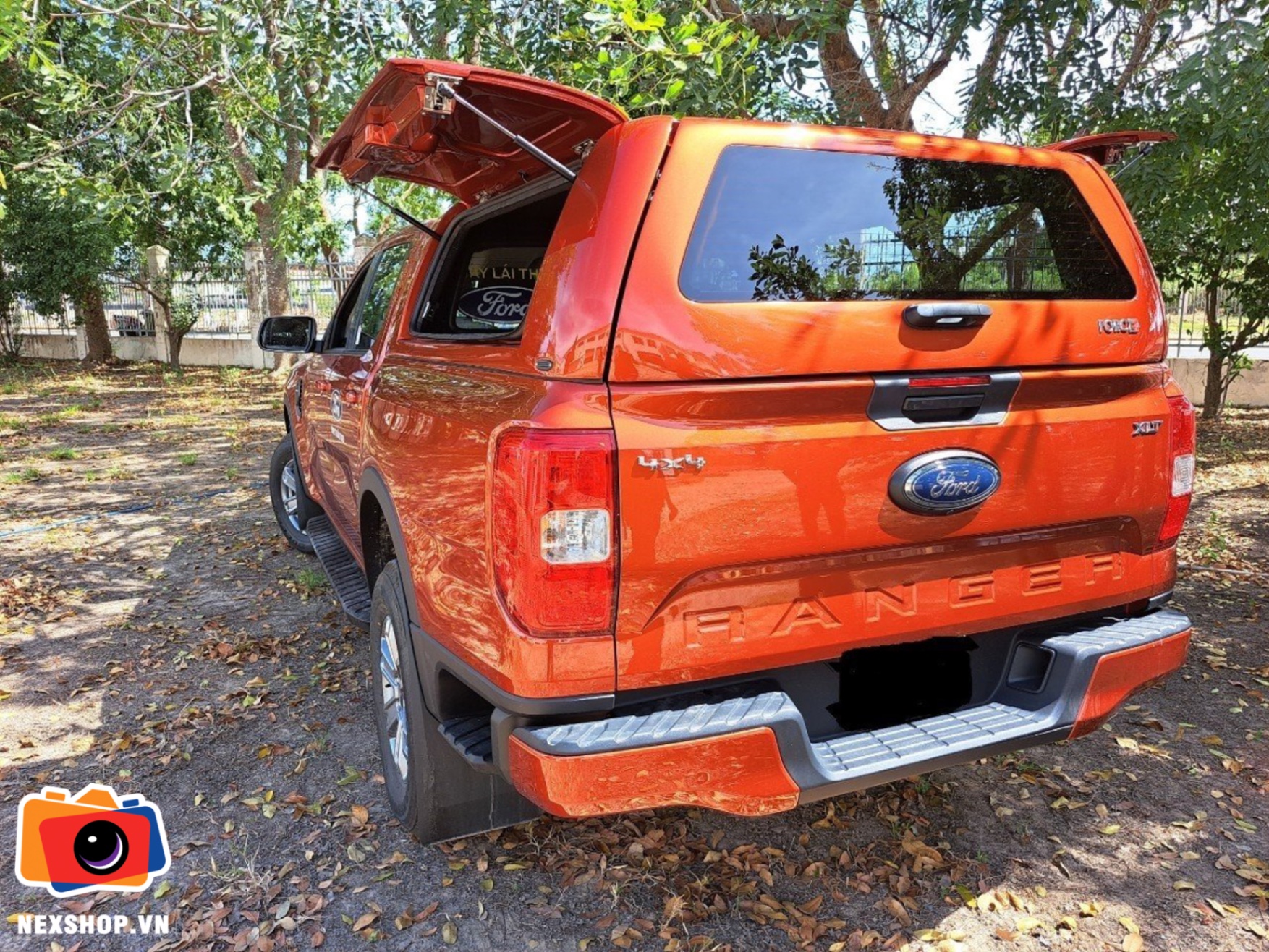 Nắp thùng Karuna - Ford Ranger NextGen Chính hãng | Thiết kế thôn - cấu hình hộp sạc