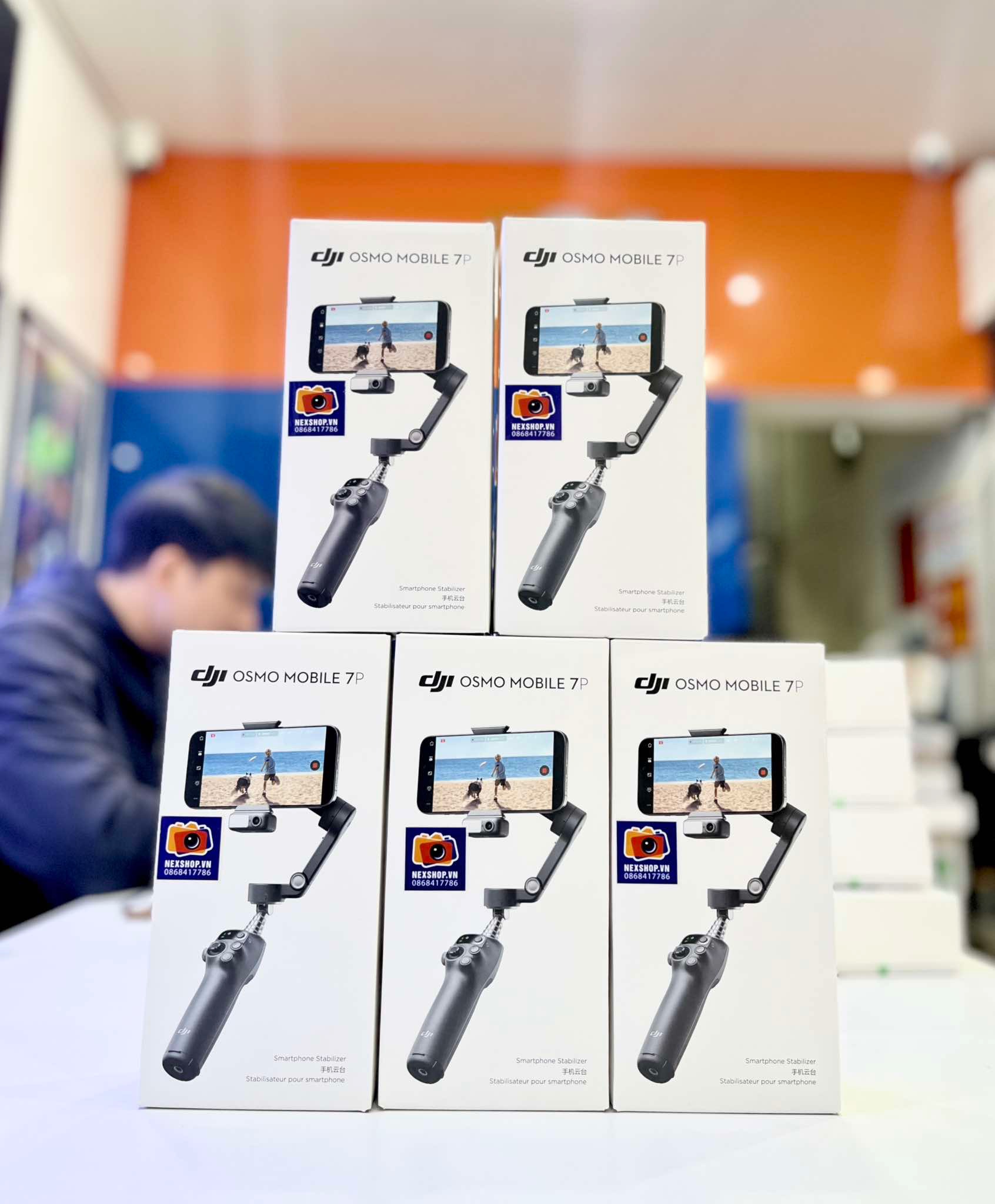 DJI Osmo Mobile 7 PRO | Gimbal chống rung điện thoại | Hàng chính hãng