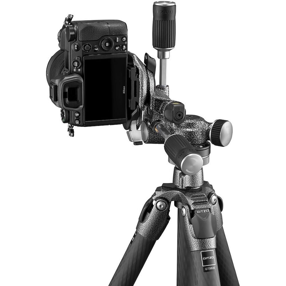 Bộ chân máy ảnh Gitzo Mountaineer Series 3 Carbon Fiber 3-Sections Tripod & 3-Way Fluid Head