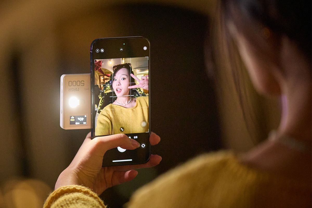 Đèn LED kiêm sạc dự phòng Godox Light MA5R | Chính hãng