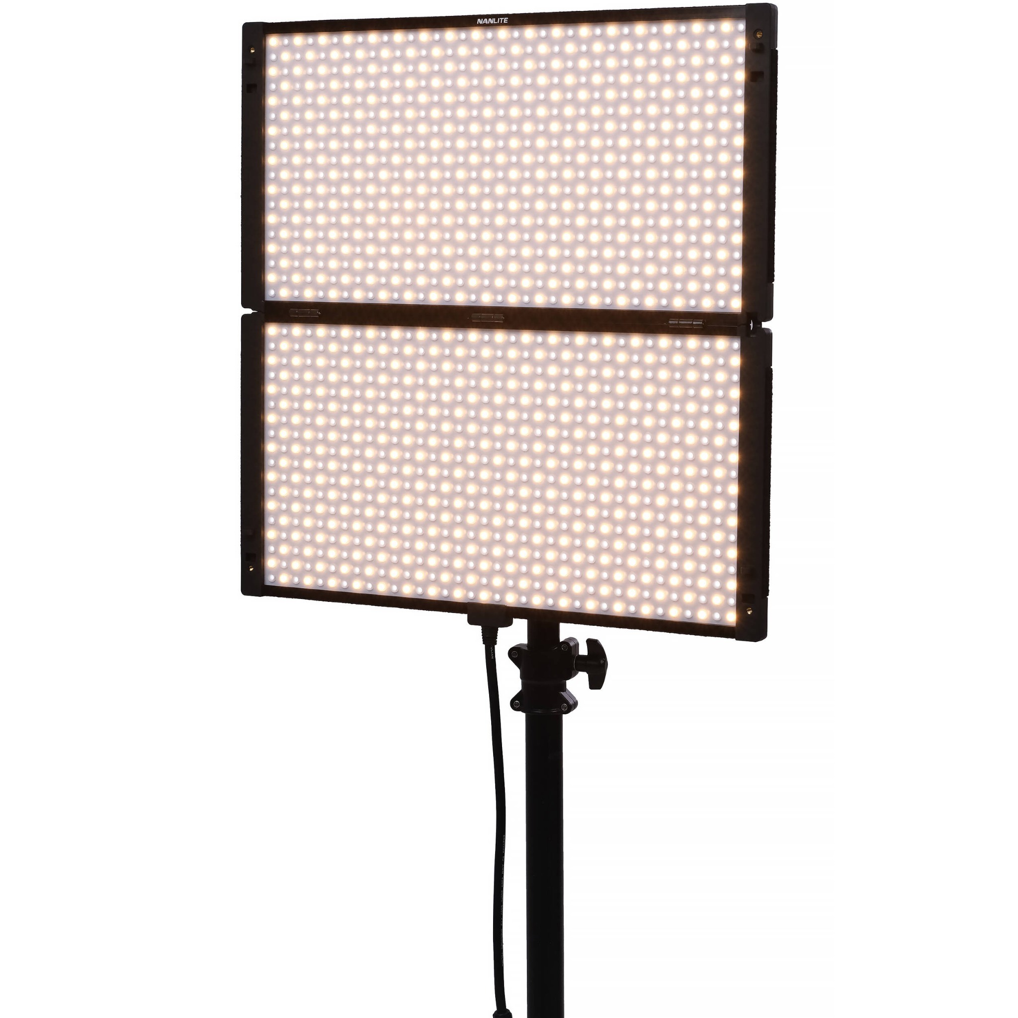 Đèn NANLITE PavoSlim 240B / 240C RGBWW