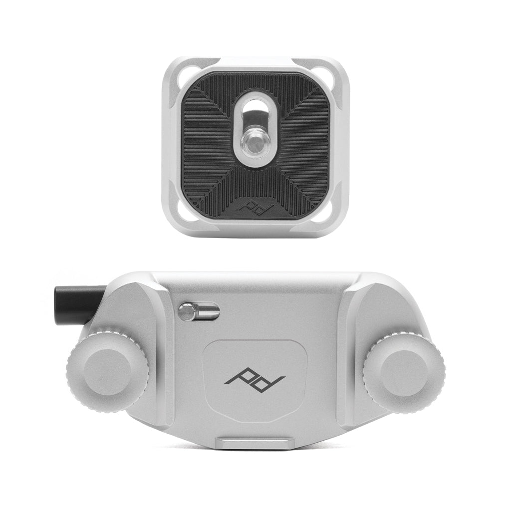 Kẹp gắn máy ảnh vào balo/dây lưng Peak Design Capture (Clip Only) Silver | Chính hãng