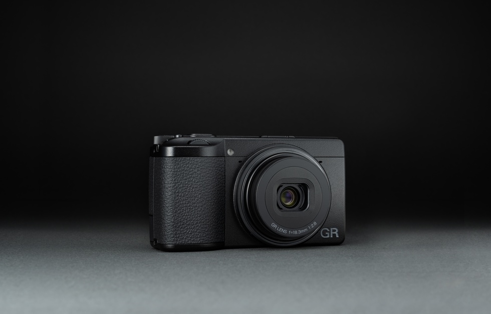 Máy ảnh Ricoh GR IV 30th Anniversary Edition Kit | Chính Hãng
