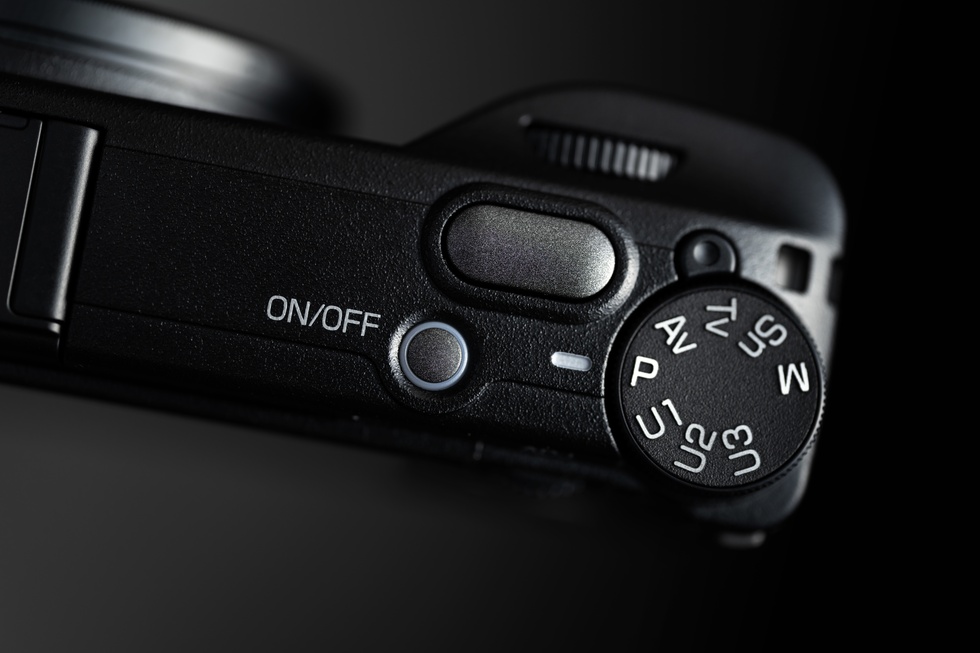 Máy ảnh Ricoh GR IV 30th Anniversary Edition Kit | Chính Hãng