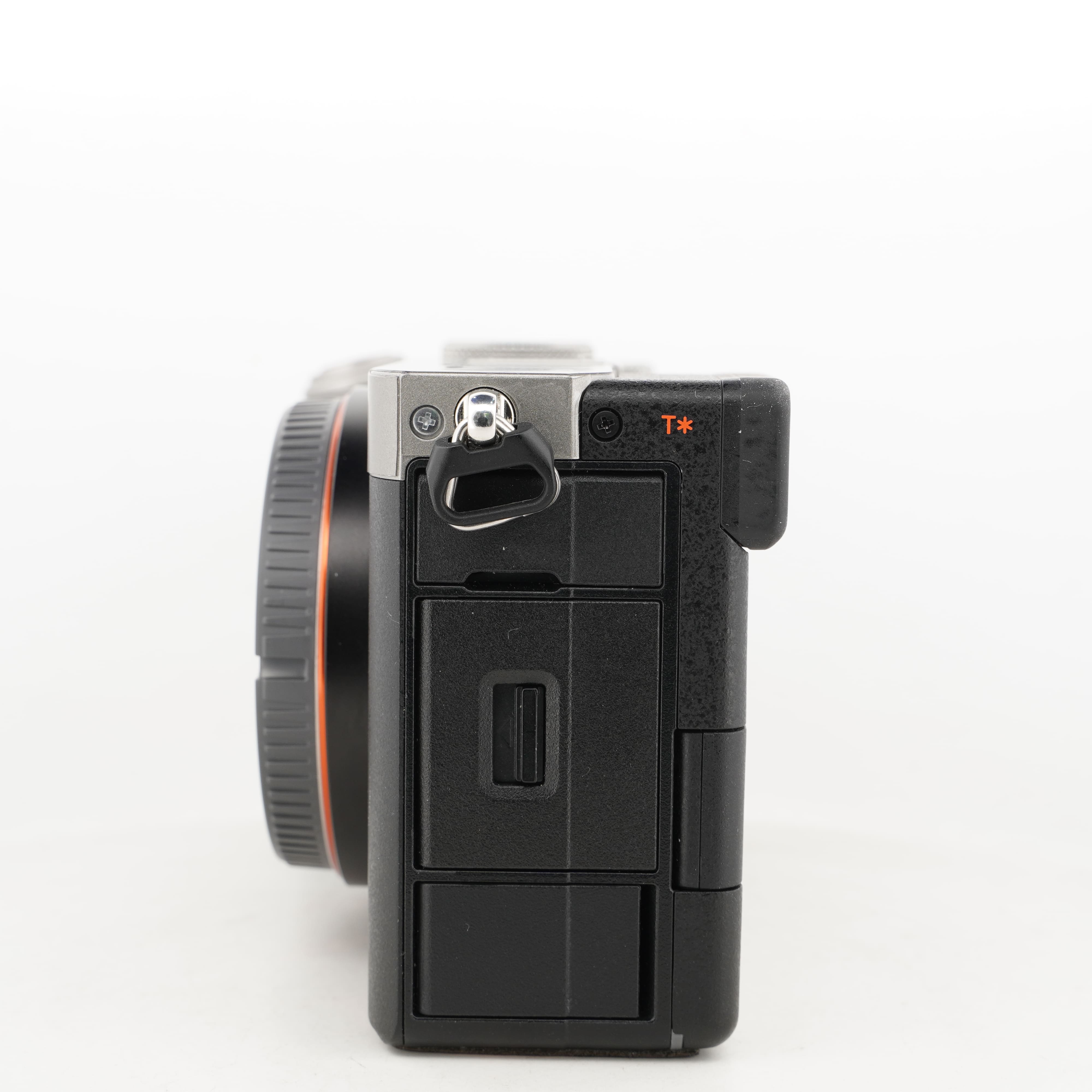Máy ảnh Sony Alpha A7C Mark II Bạc Body Only | Chính hãng - khả năng kết nối thiết bị