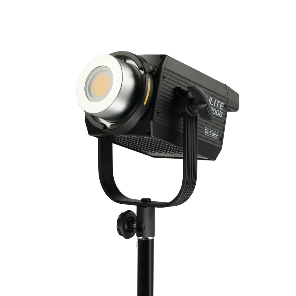 Nanlite FS-200B Bi-Color Spot Light - Hai tone màu Lạnh/ Ấm