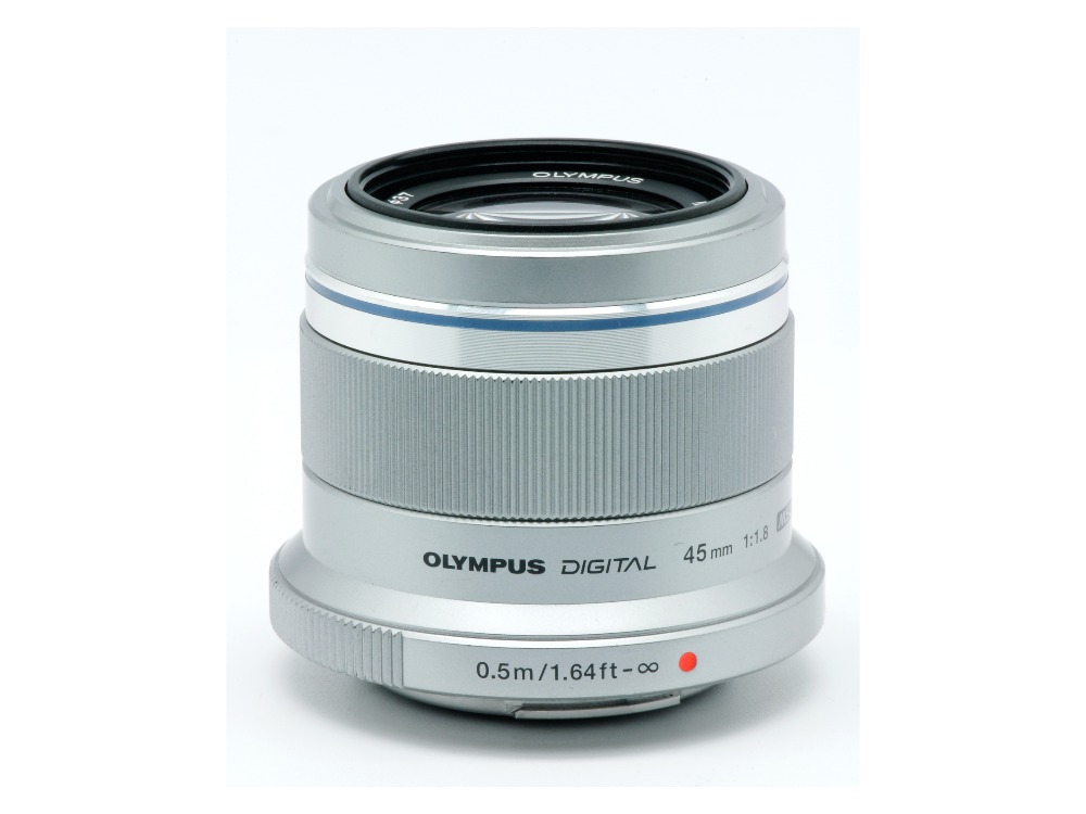 Ống kính OM SYSTEM M.Zuiko Digital 45mm F1.8 ngàm Micro Four Thirds (Black) | Chính hãng