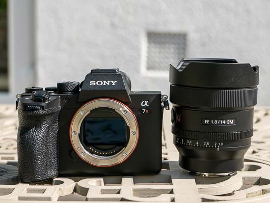 Ống kính Sony 14mm F1.8 GM ( SEL14F18GM ) Chính hãng SonyVN FullVAT