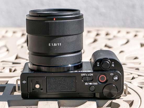 Ống kính Sony E 11mm F1.8 | Hàng Chính hãng
