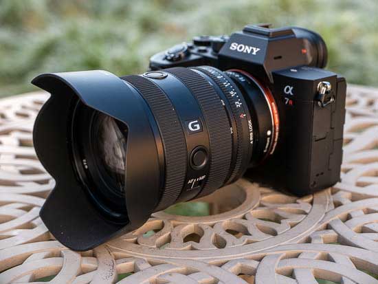 Ống kính Sony FE 20-70mm f/4 G Lens | Chính hãng