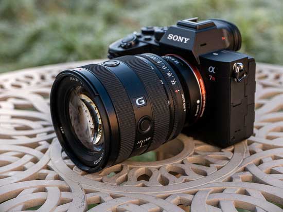 Ống kính Sony FE 20-70mm f/4 G Lens | Chính hãng